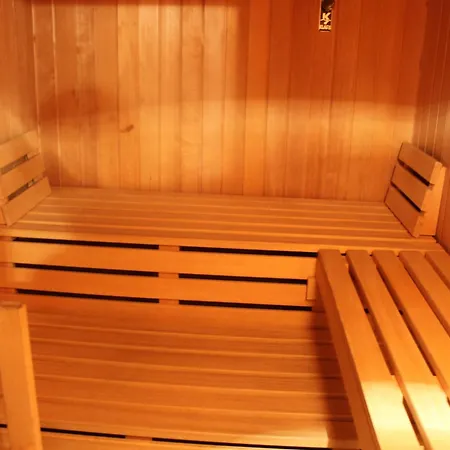 Nassfeld Near Slopes 公寓